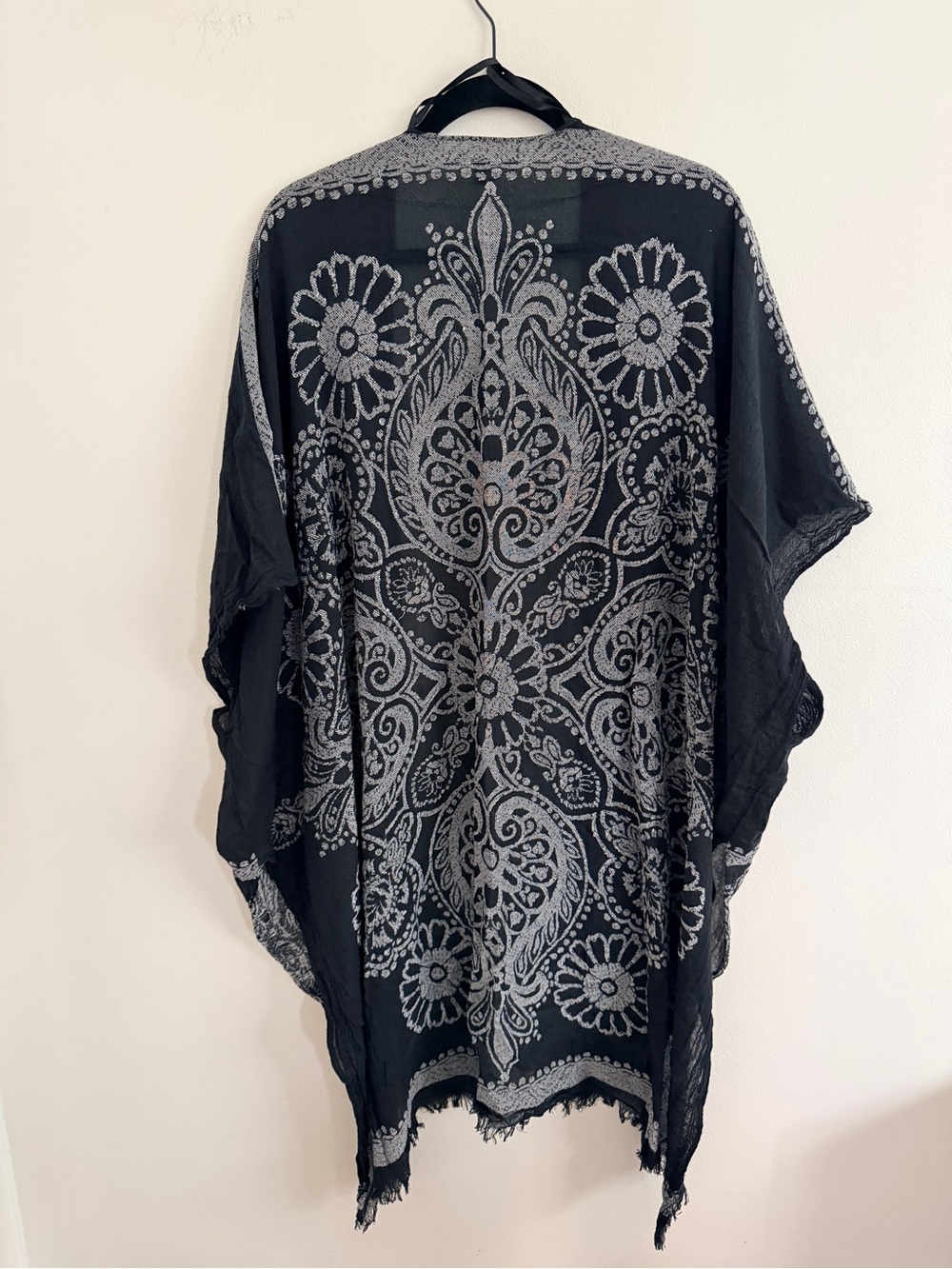 American Eagle Outfitters Black Kimono Coverup with Gray Floral Paisley Design